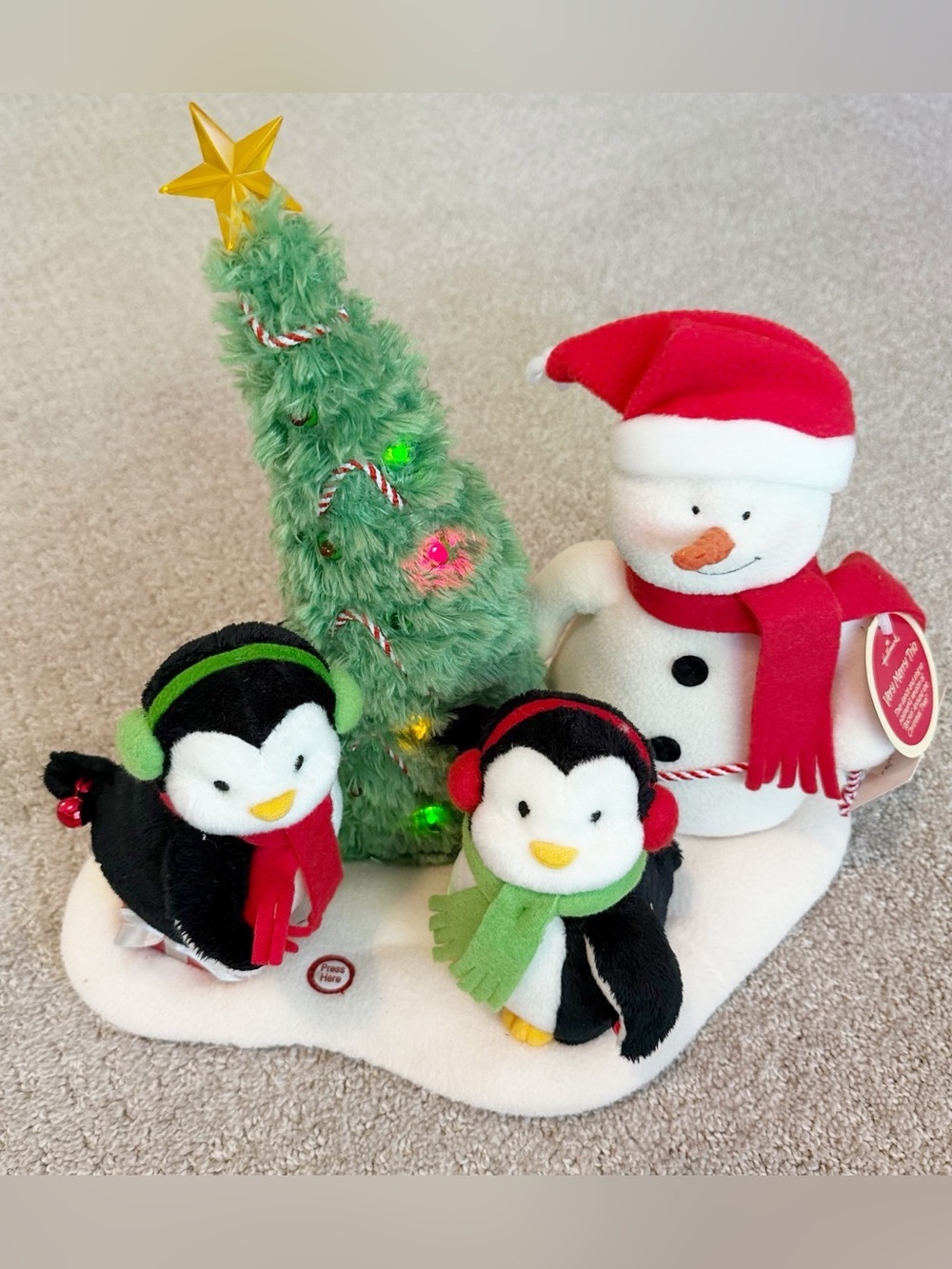 Hallmark Christmas Jingle Pals Very Merry Trio Musical Snowman & Penguins TESTED